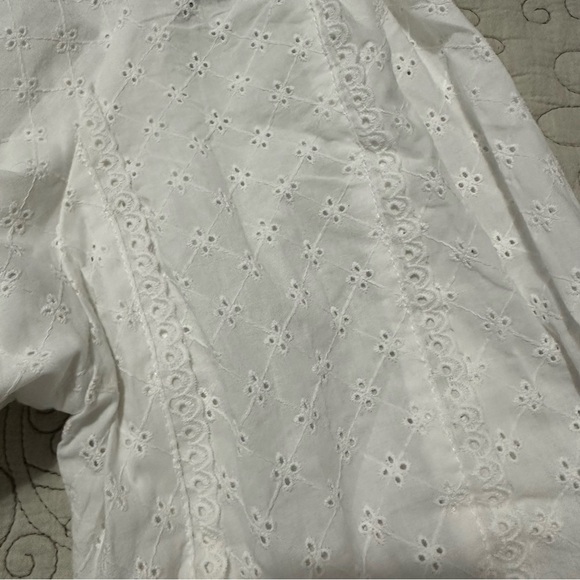 NWT MINKPINK Lola Eyelet Wrap Top Sz L (US 8) White - Picture 9 of 11